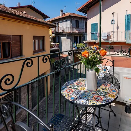 Gib's Balcony * Bellagio